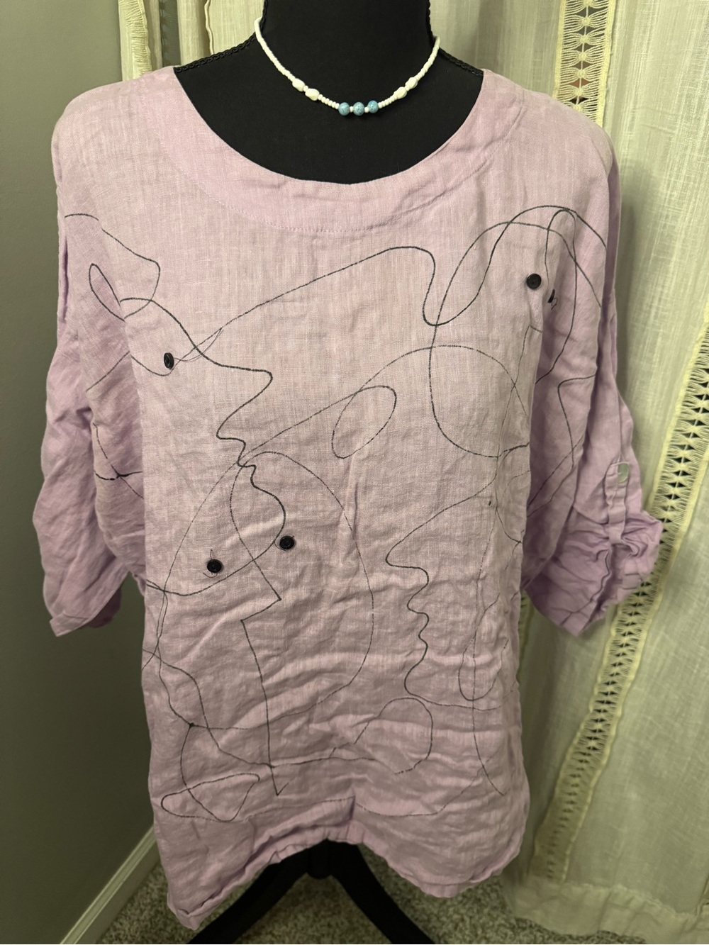 Odile “Art to Wear” Lavender Linen-Blend Tunic with Abstract Black Linework